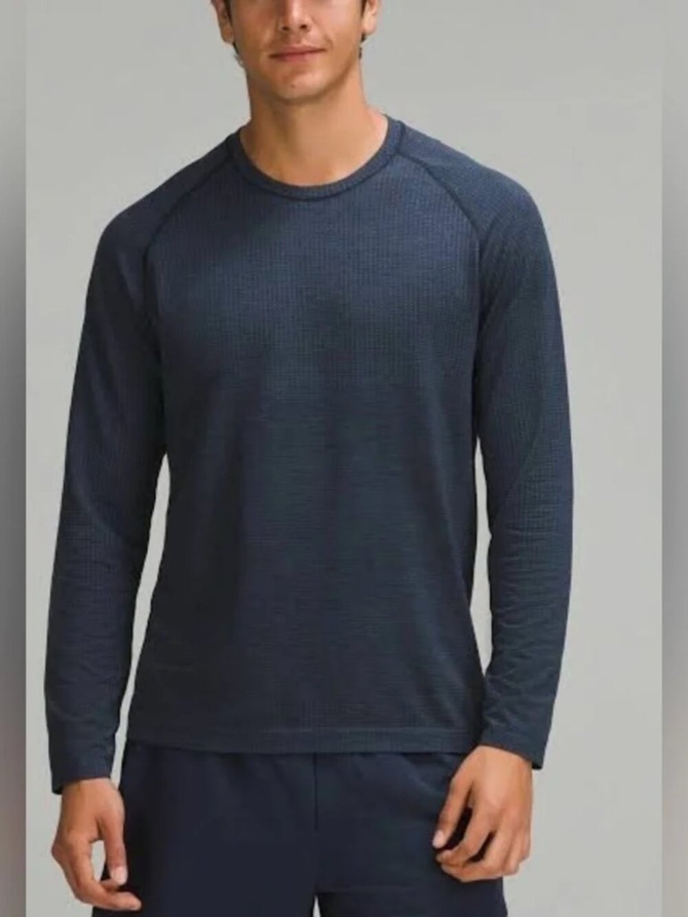 LULULEMON l Metal Vent Tech Long-Sleeve Shirt Mineral Blue / True navy - Size XL